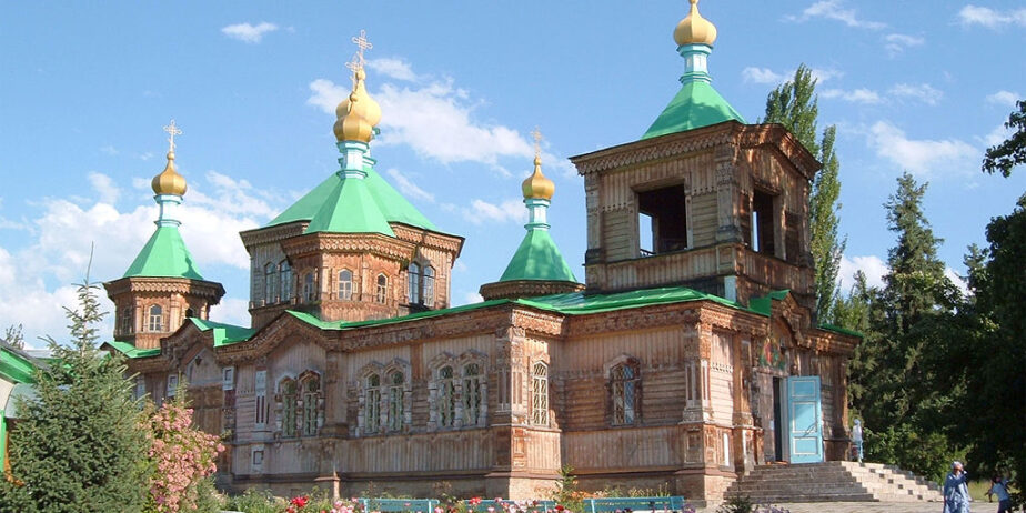 Karakol_cathedral