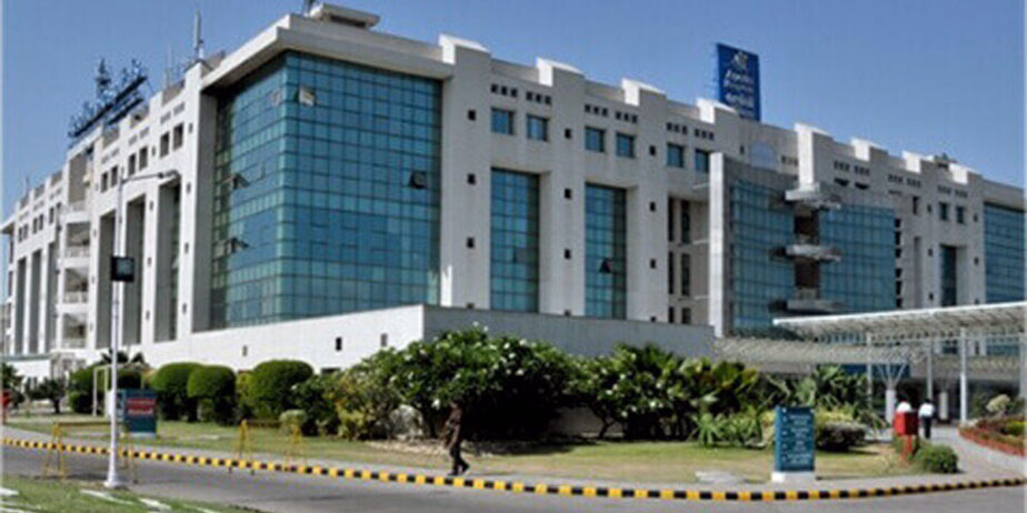 apollo-medical-college_0