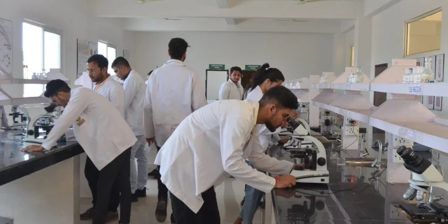 G.S.-Medical-College-Hospital-Hapur-6