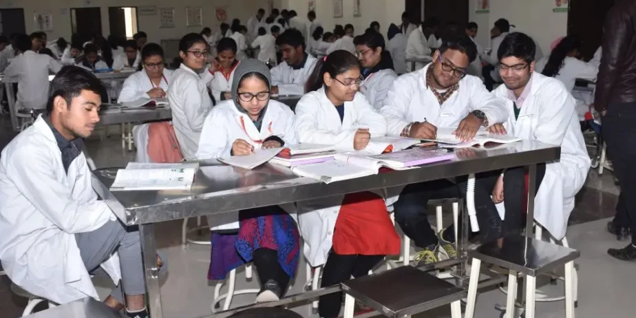 Government-Medical-College-Firozabad-8