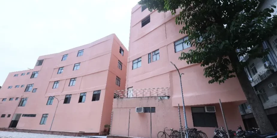 Naraina-Medical-College-5