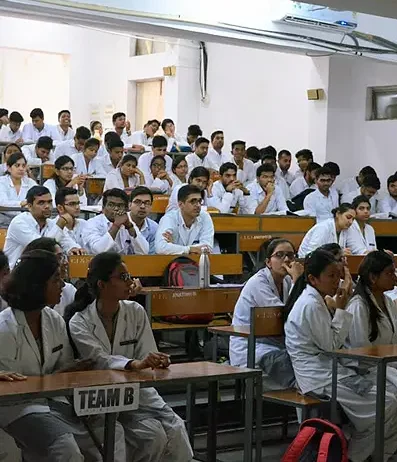 Chhattisgarh-Institute-of-Medical-Sciences-Bilaspur-4