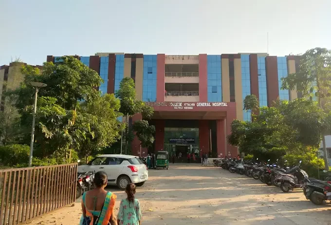 GMERS-Medical-College-Rajpipla-3