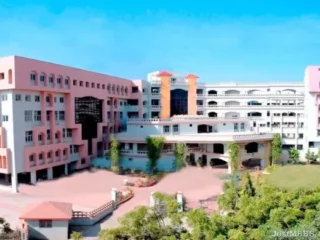 Government-Medical-College-Bhavnagar-1