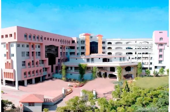 Government-Medical-College-Bhavnagar-1