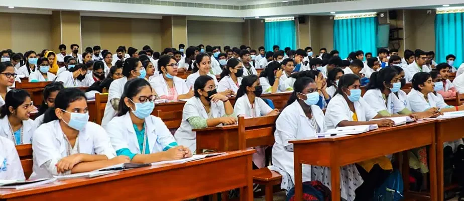 Sri-Lakshmi-Narayana-Institute-of-Medical-Sciences-Pondicherry-4