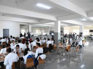 dining-hall-3