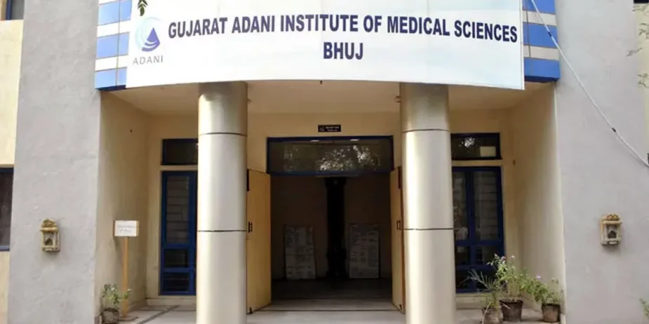 Gujarat-Adani-Institute-of-Medical-Sciences-Bhuj-Gujarat-1