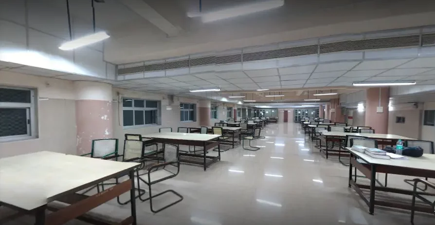 Lokmanya-Tilak-Municipal-Medical-College-Sion-Mumbai-1