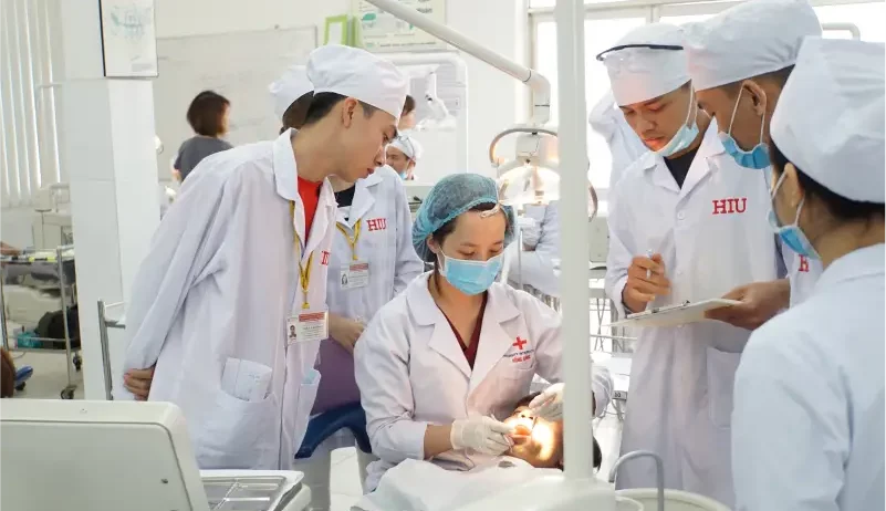 Hong-Bang-International-University-Faculty-of-Medicine-Vietnam-1