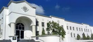Victoria-University-Of-Barbados-School-Of-Medicine-Central-America-1