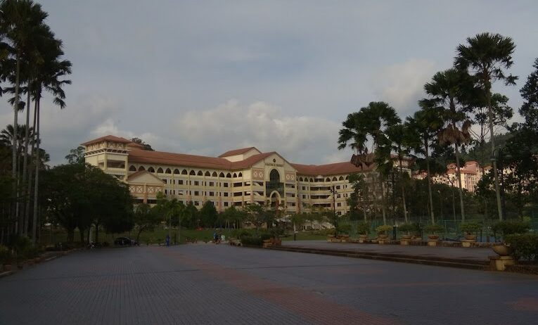 International-Islamic-University-Malaysia-Kulliyyah-Of-Medicine-Malaysia-4