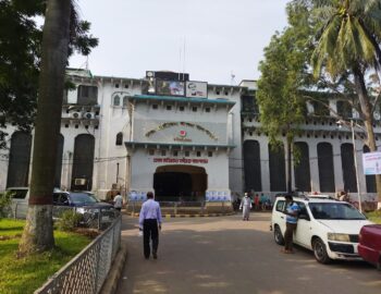 Dhaka-Medical-College-and-Hospital-1