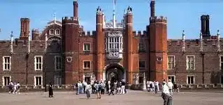 Kingston-University-4 - Worldwide Colleges